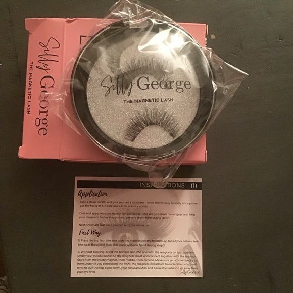 Silly George Magnetic Eyelashes - Picture 1 of 3